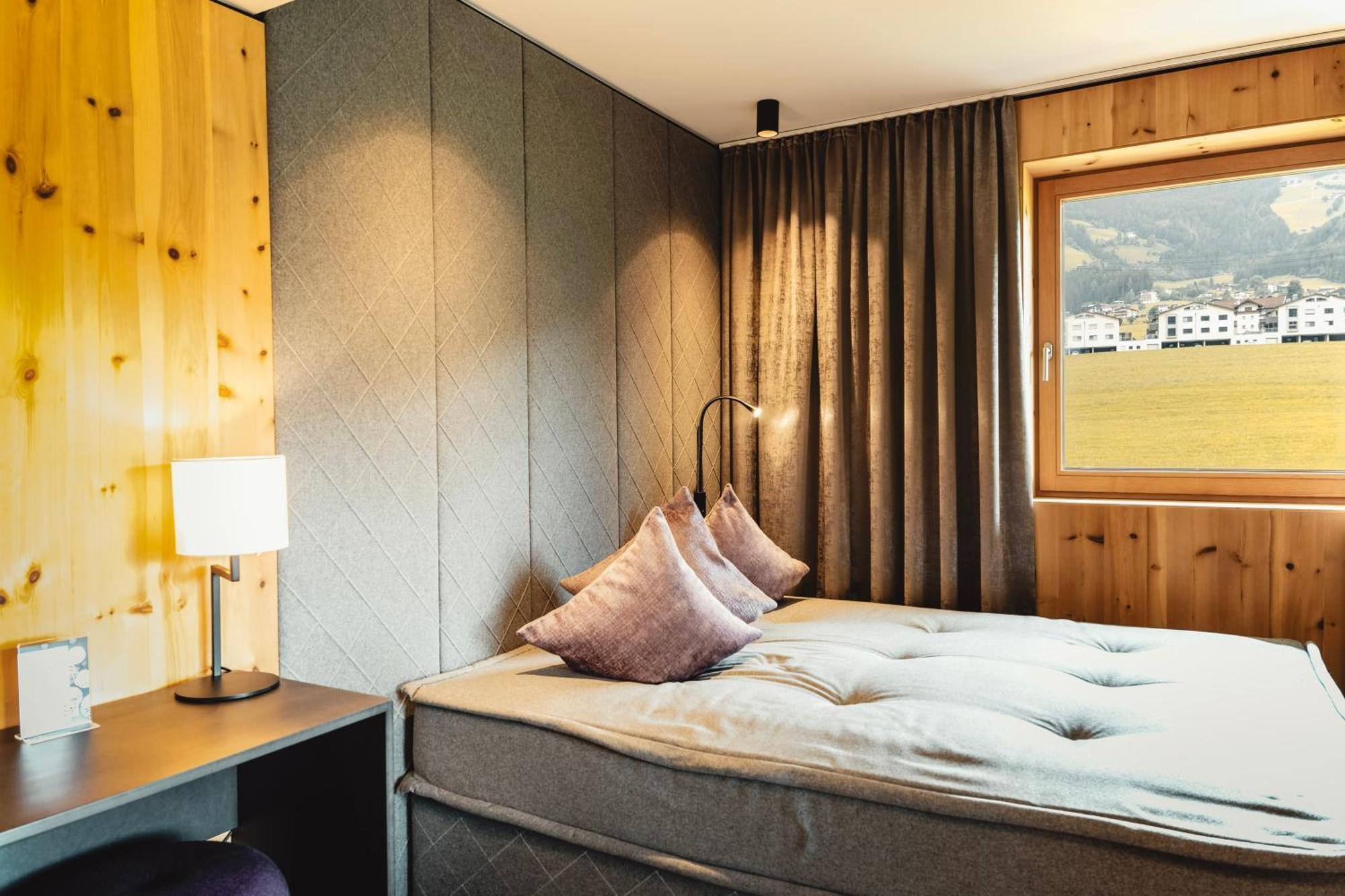 Hotel Held