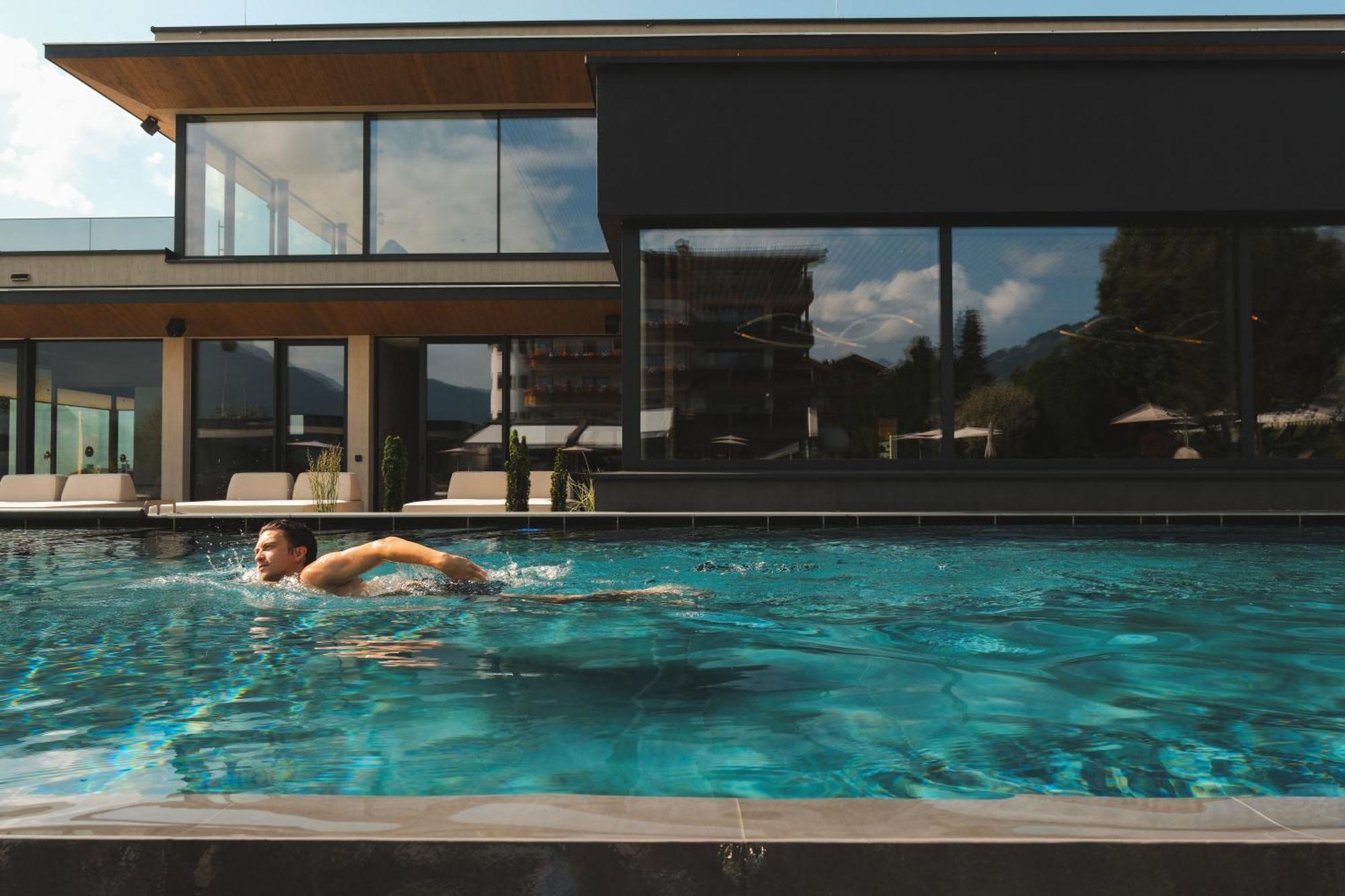 Hotel Held 4*